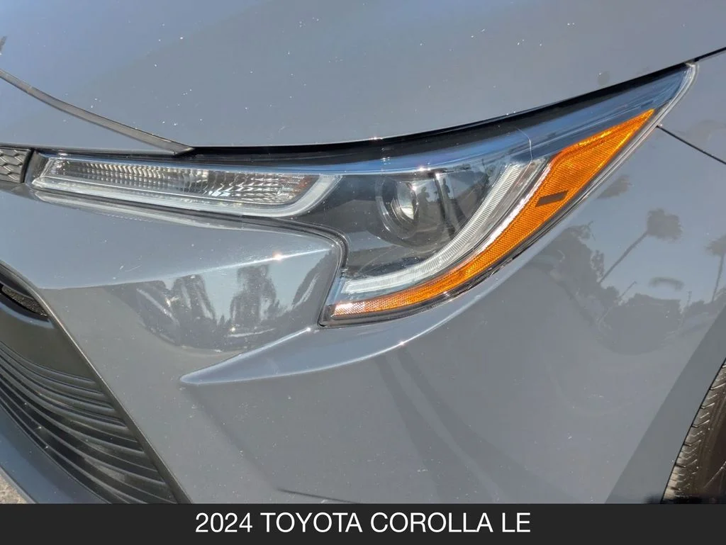 Used 2024  Toyota LE image 10