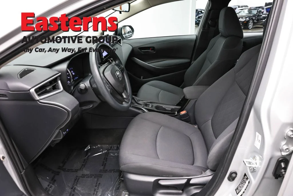 Used 2022 Silver Toyota LE image 13