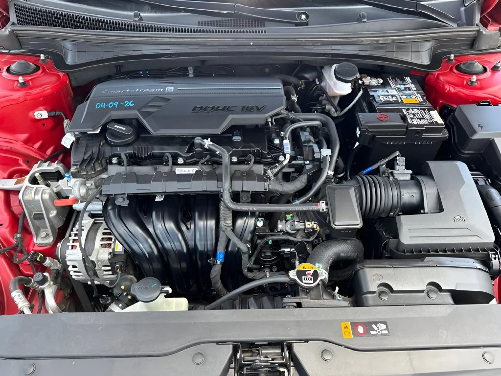 Used 2023 Red Hyundai SEL image 9