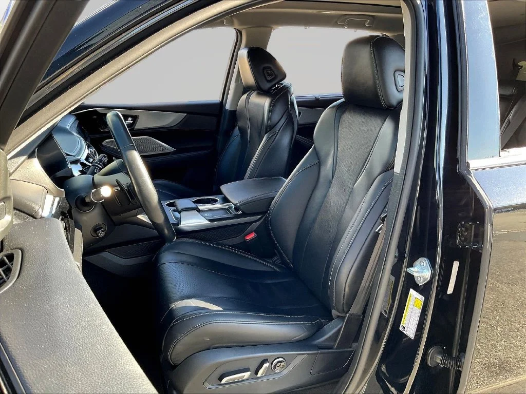 Used 2023 Majestic Black Pearl Acura Technology image 23