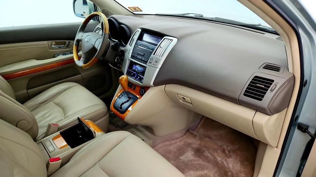 Used 2007 Bamboo Pearl Lexus AWD 4dr w/ Premium Plus Package & Heated Front Seats image 24