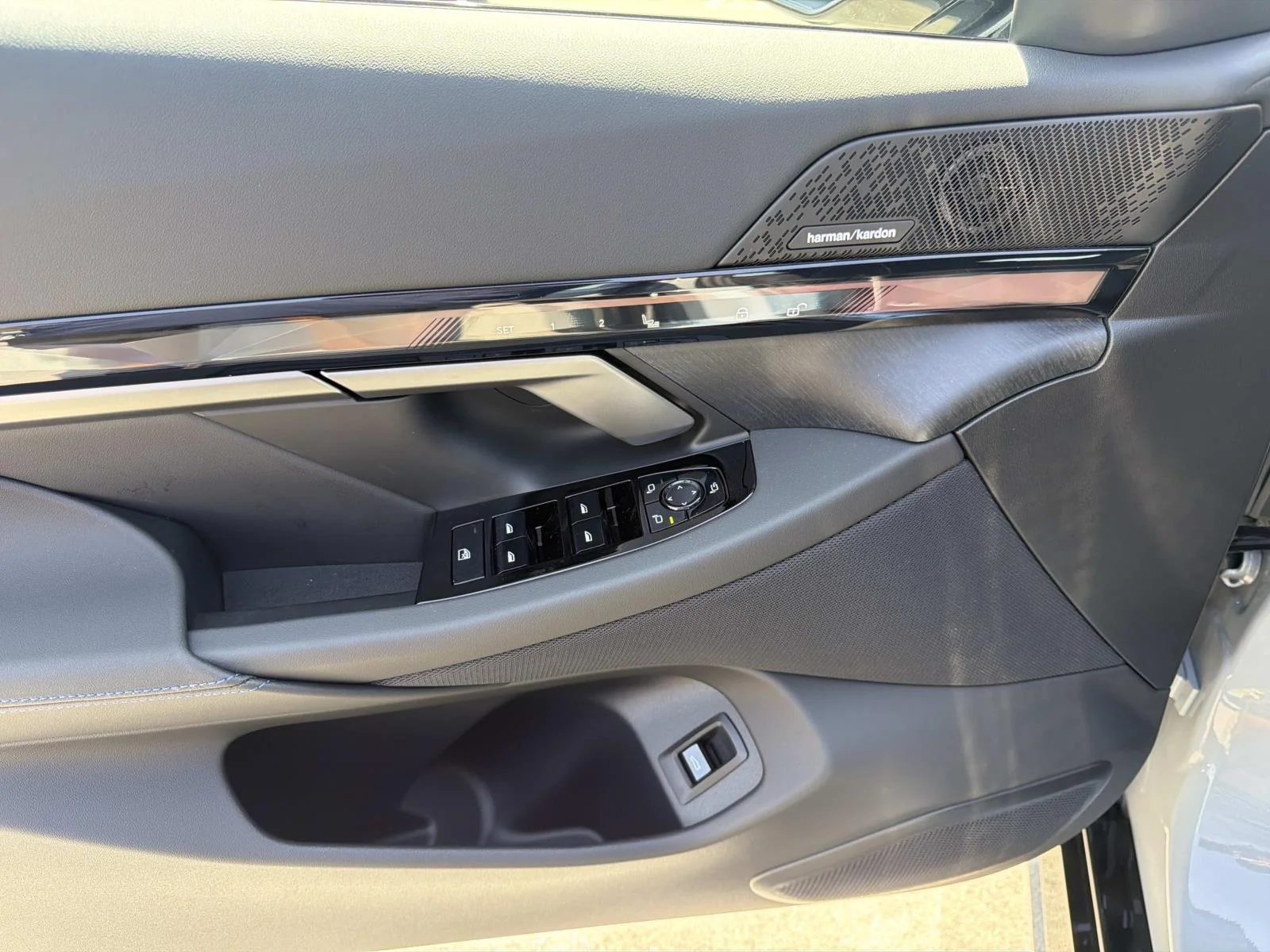 New 2027 Brooklyn Grey Metallic BMW eDrive40 image 11