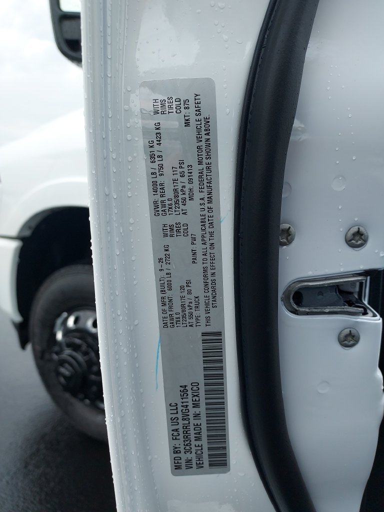 New 2027 White Ram Limited image 25