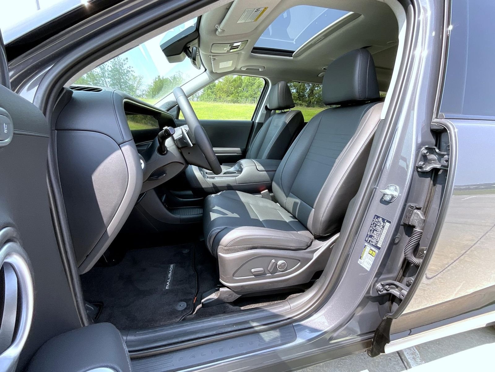 2026 Hyundai Palisade Limited - Photo 10