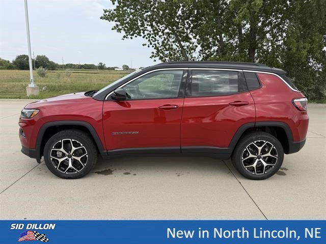 New 2026 Red Hot Pearl-Coat Exterior Paint Jeep Limited image 2