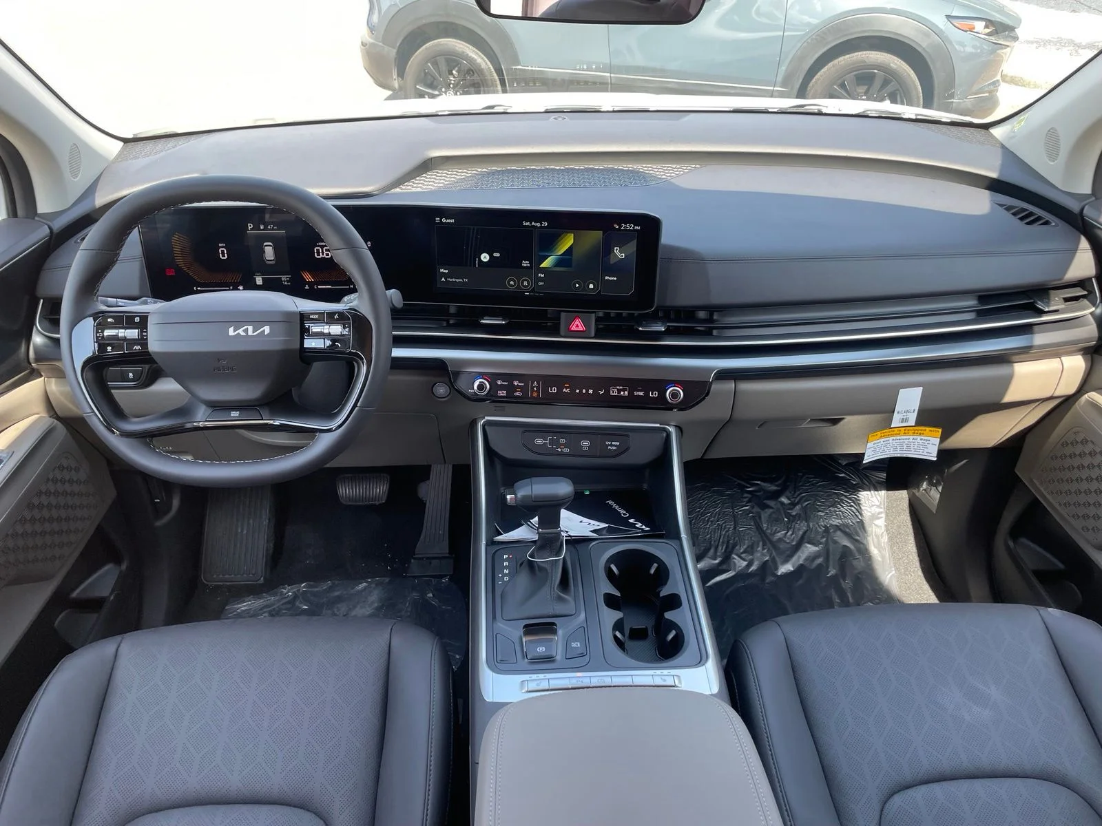 New 2027 White Kia LXS image 15