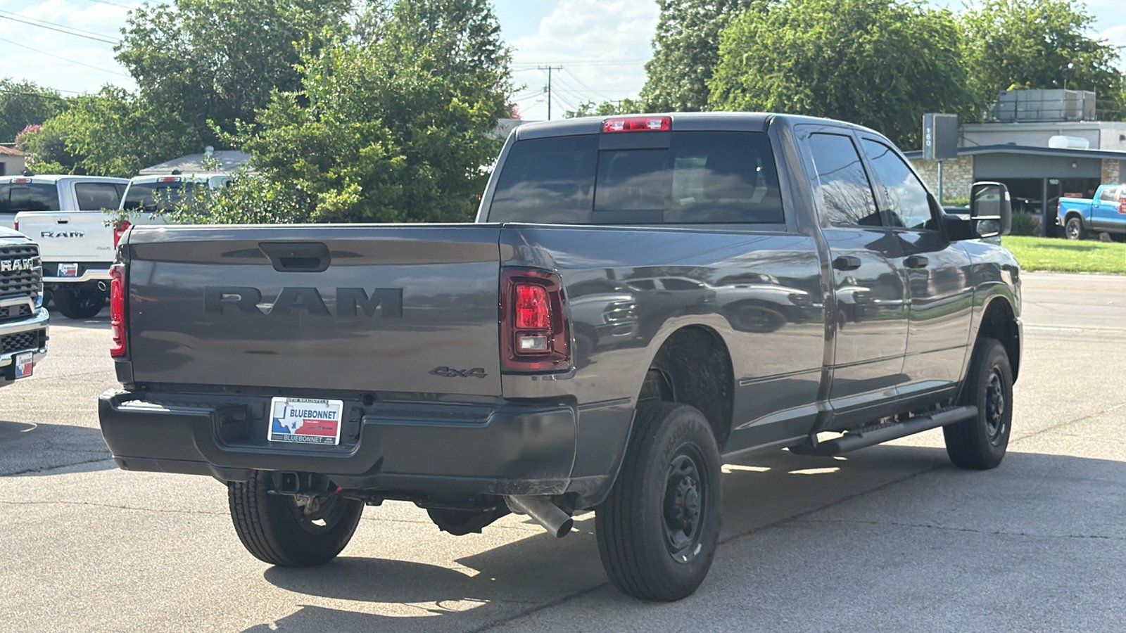 New 2026 Granite Crystal Metallic Clear-Coat Exterior Paint RAM Tradesman image 5