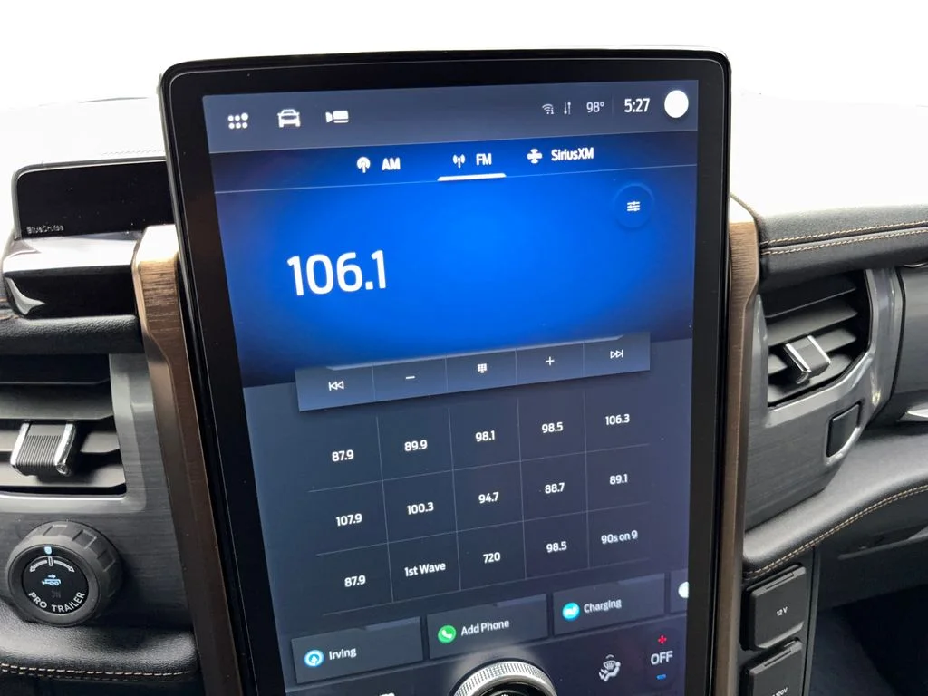 Used 2022 Silver Ford Lariat image 64