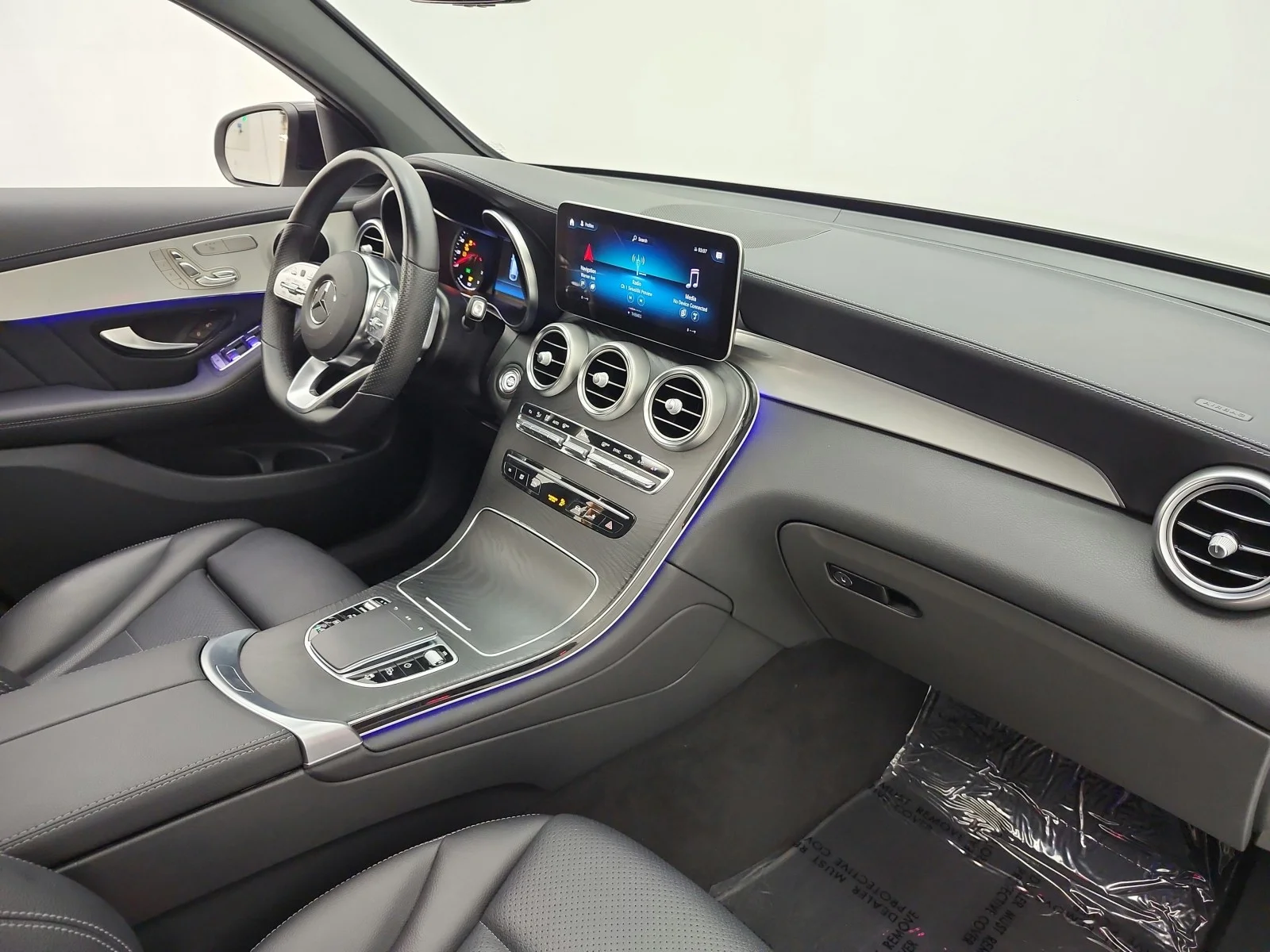 Used 2022 Mojave Silver Metallic Mercedes-Benz GLC 300 4MATIC® Coupe image 30