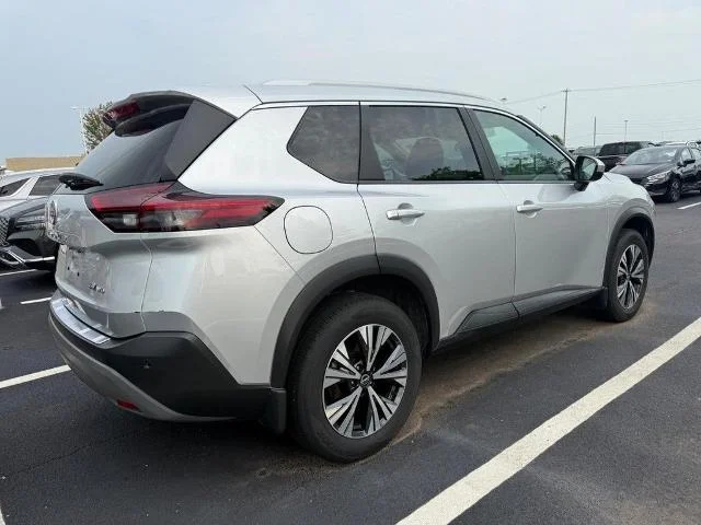 Certified Used 2023 Brilliant Silver Metallic Nissan SV image 2