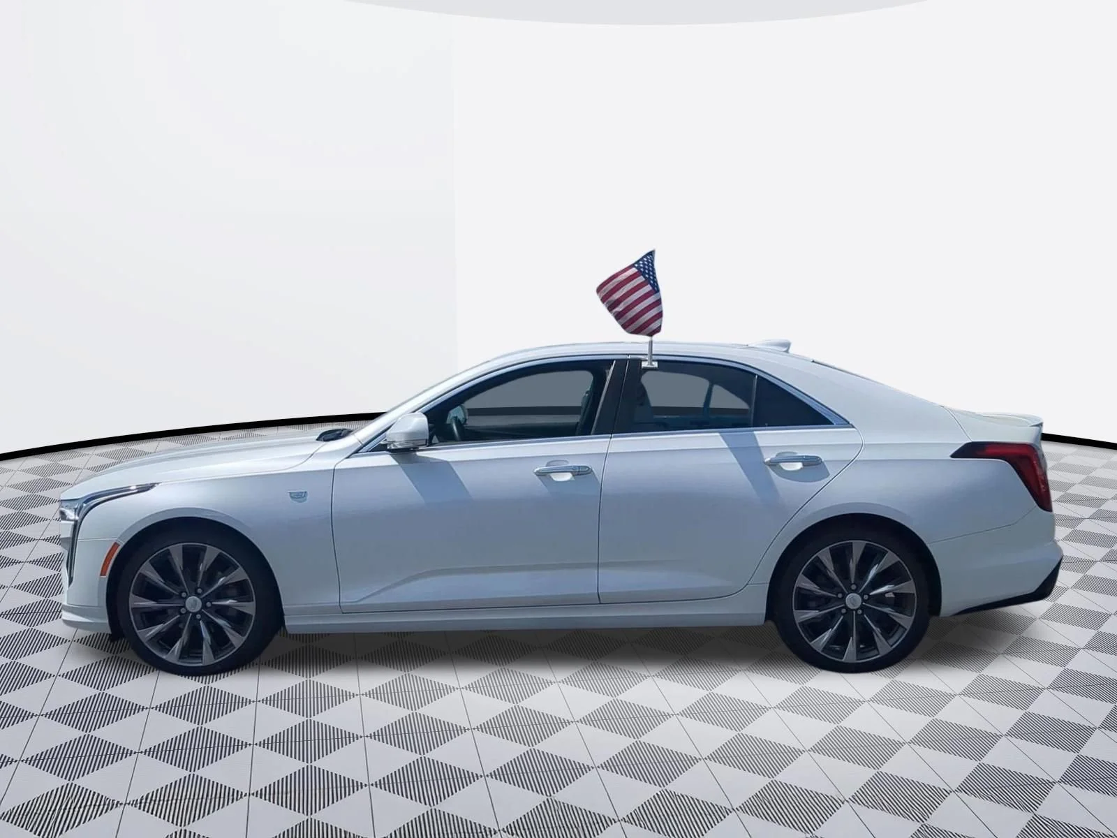 Used 2023 Crystal White Tricoat Cadillac Premium Luxury image 4