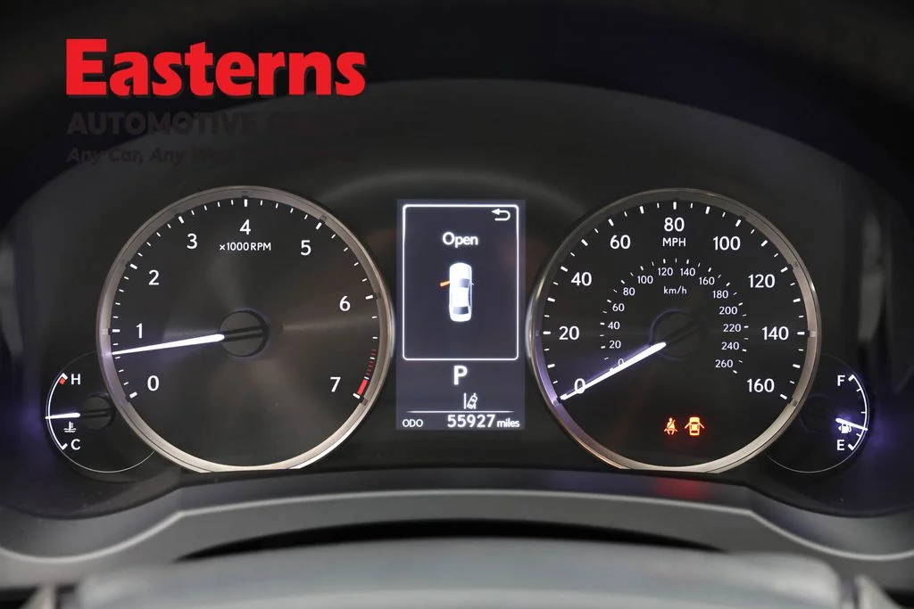 Used 2019 Silver Lexus 300 image 19
