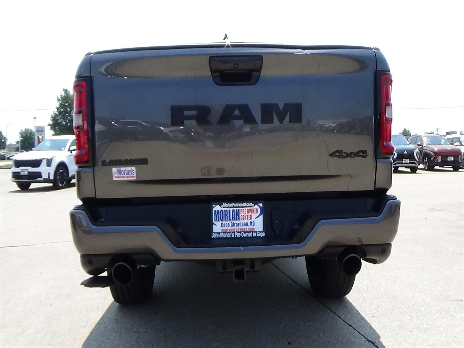 Used 2025 Granite Crystal Metallic Clear Coat (pau) RAM Laramie image 7