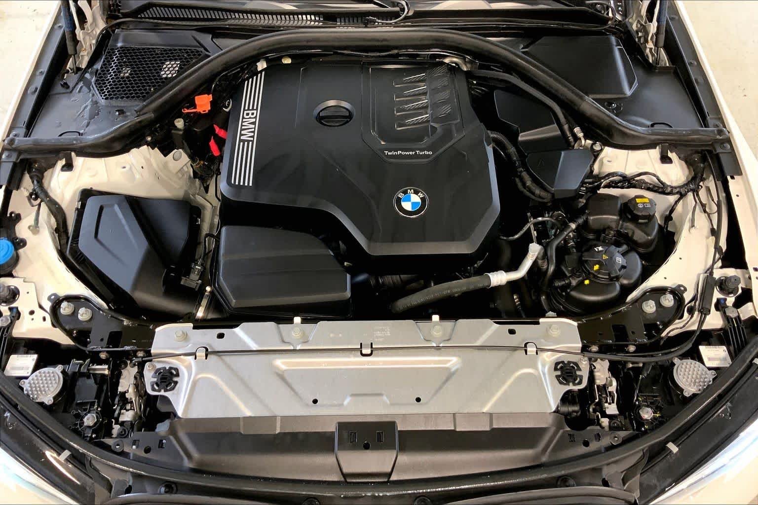 Used 2021 Alpine White BMW 330i xDrive image 30