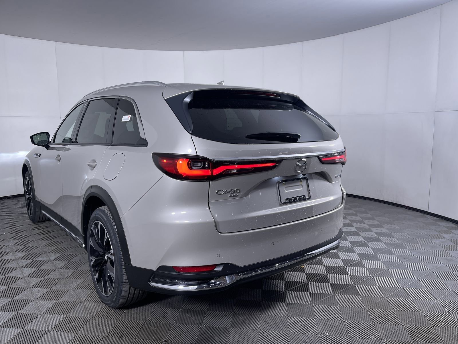 New 2026 Platinum Quartz Metallic Mazda Premium Plus image 24