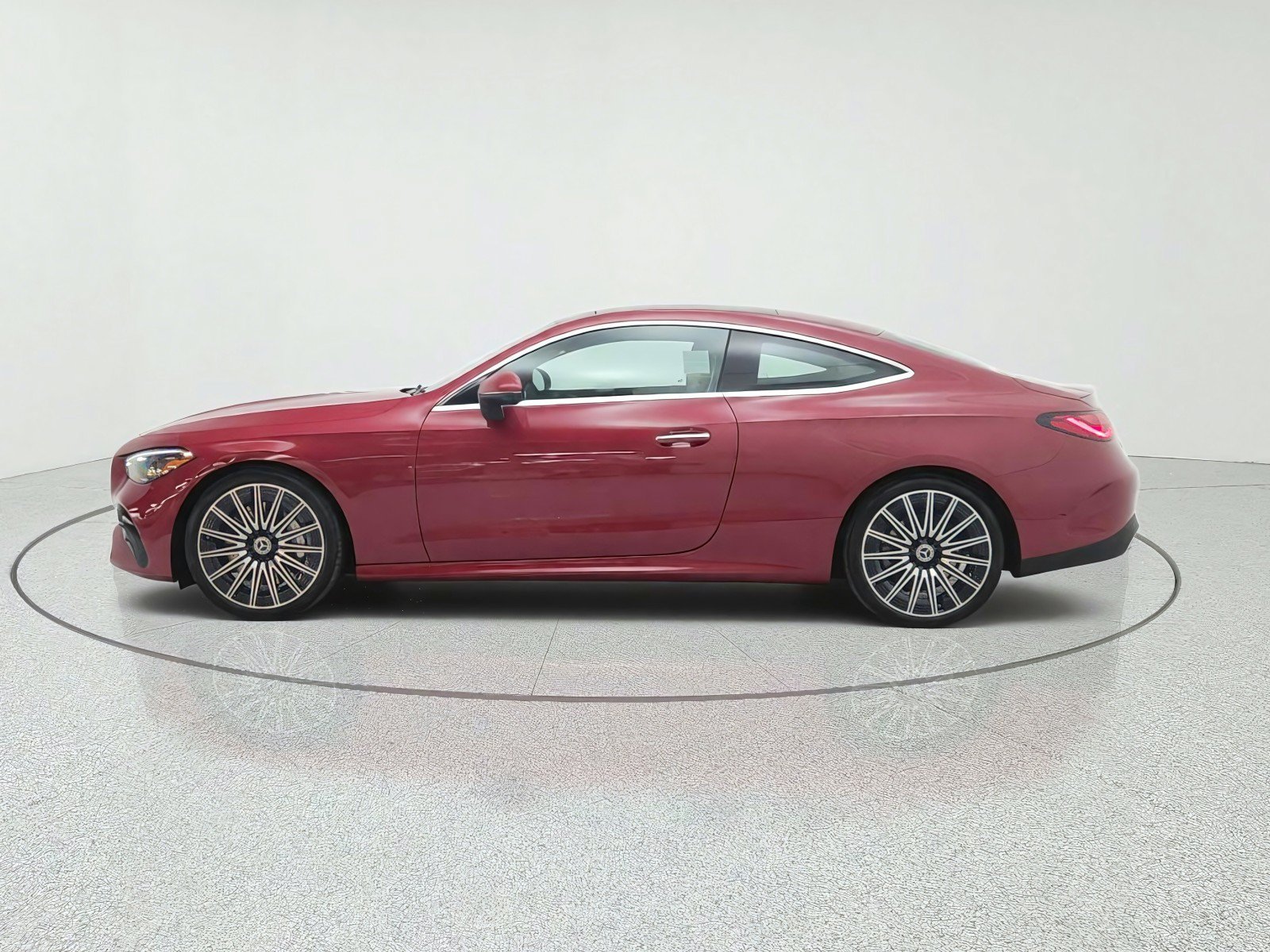 New 2027 MANUFAKTUR Patagonia Red Metallic Mercedes-Benz CLE 450 4MATIC® Coupe image 28