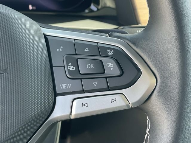 New 2026 White/off-white Volkswagen 2.0T SE w/Technology image 9