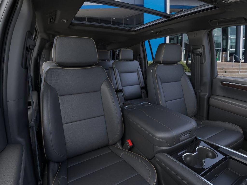 2026 Chevrolet Suburban Premier - Photo 17