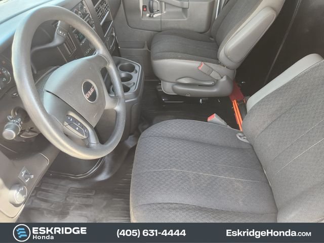 Used 2022 White GMC Work Van image 14