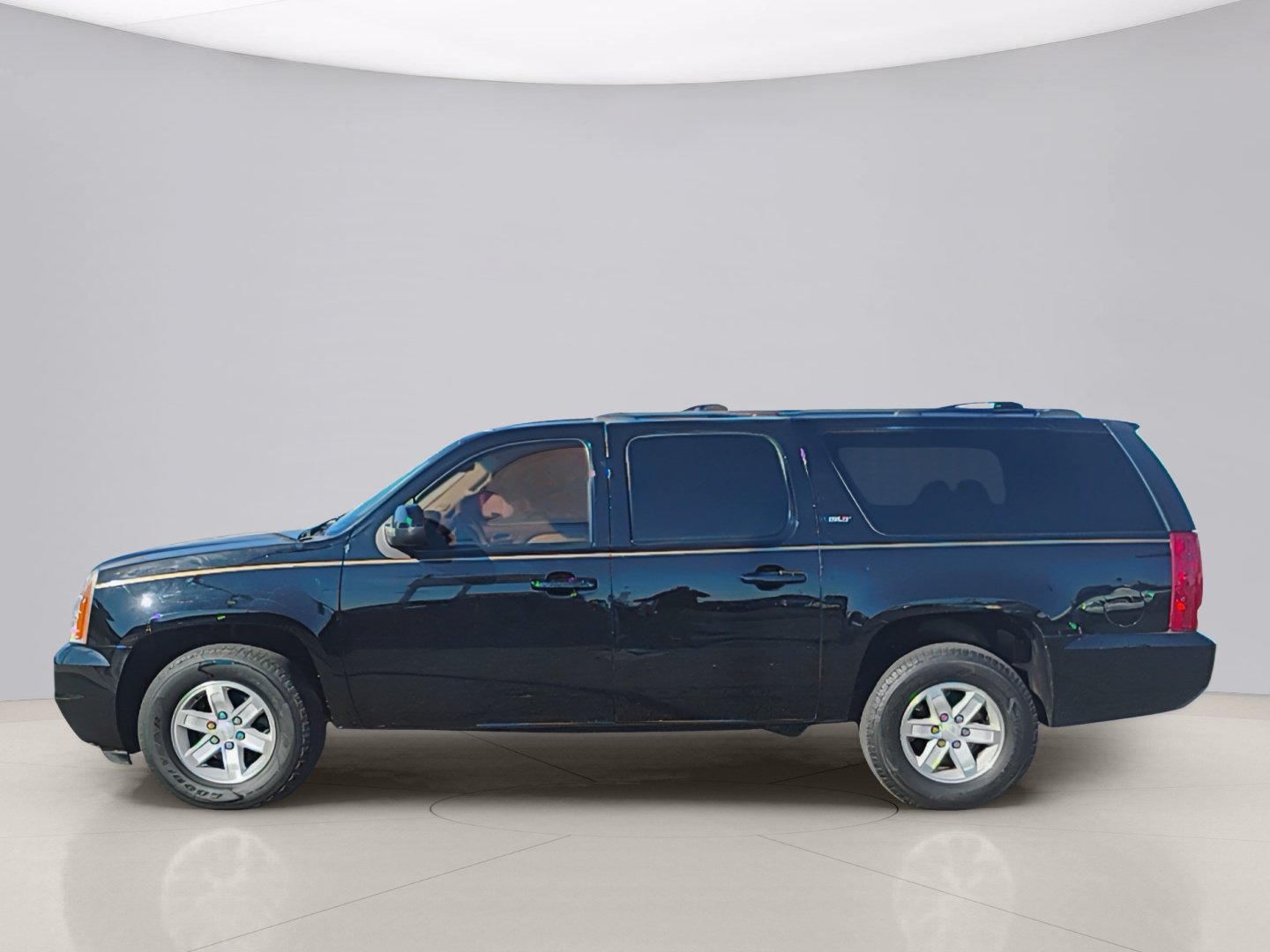 Used 2013 Black Gmc XL SLT image 8