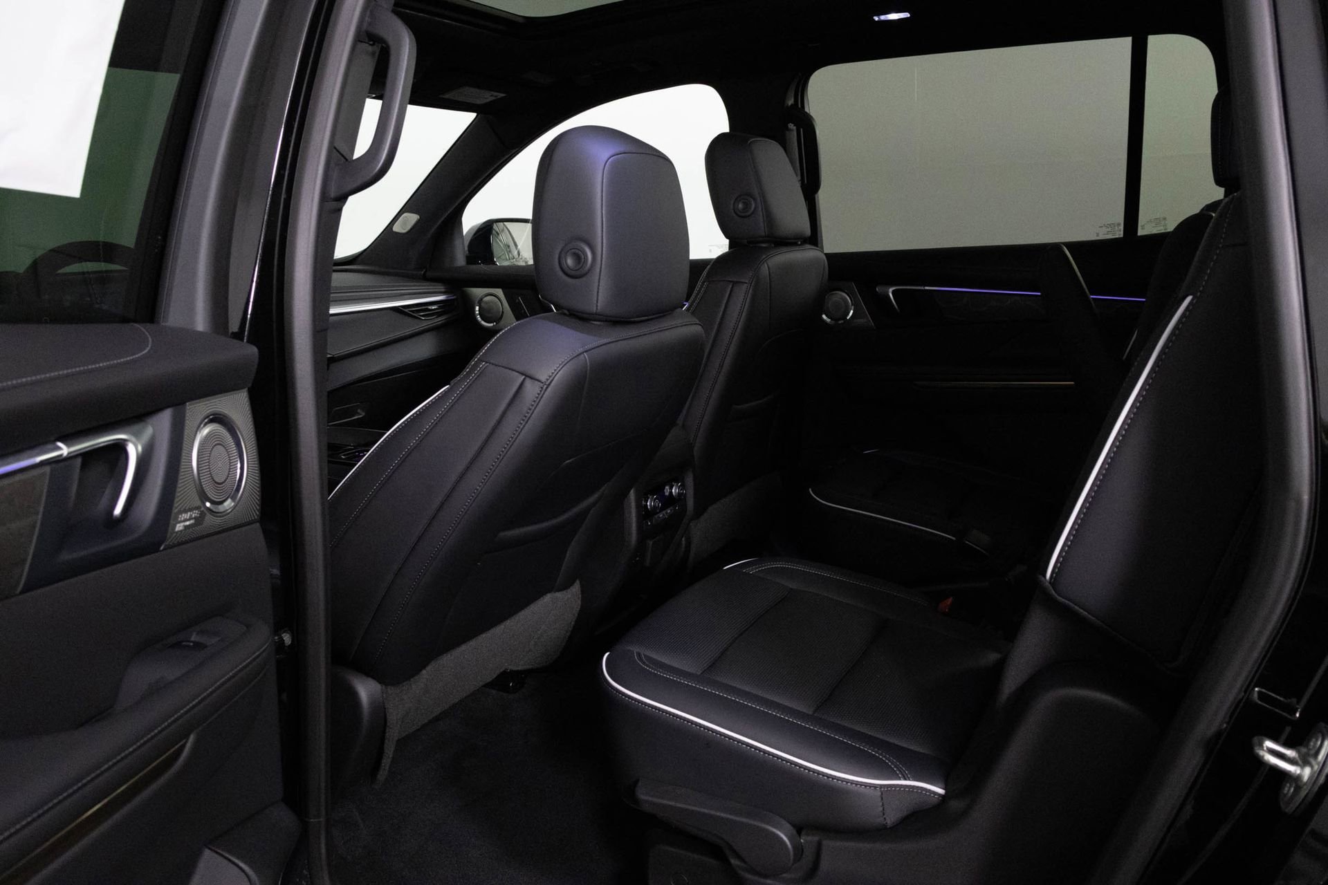 2025 BUICK ENCLAVE - Image 34