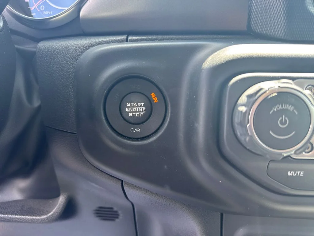 Used 2023 White Jeep Sport image 25