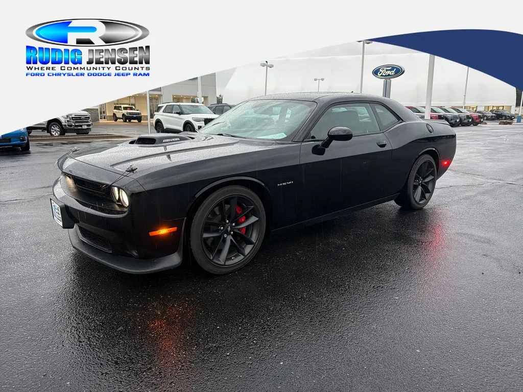 2022 Dodge Challenger R/T's photo
