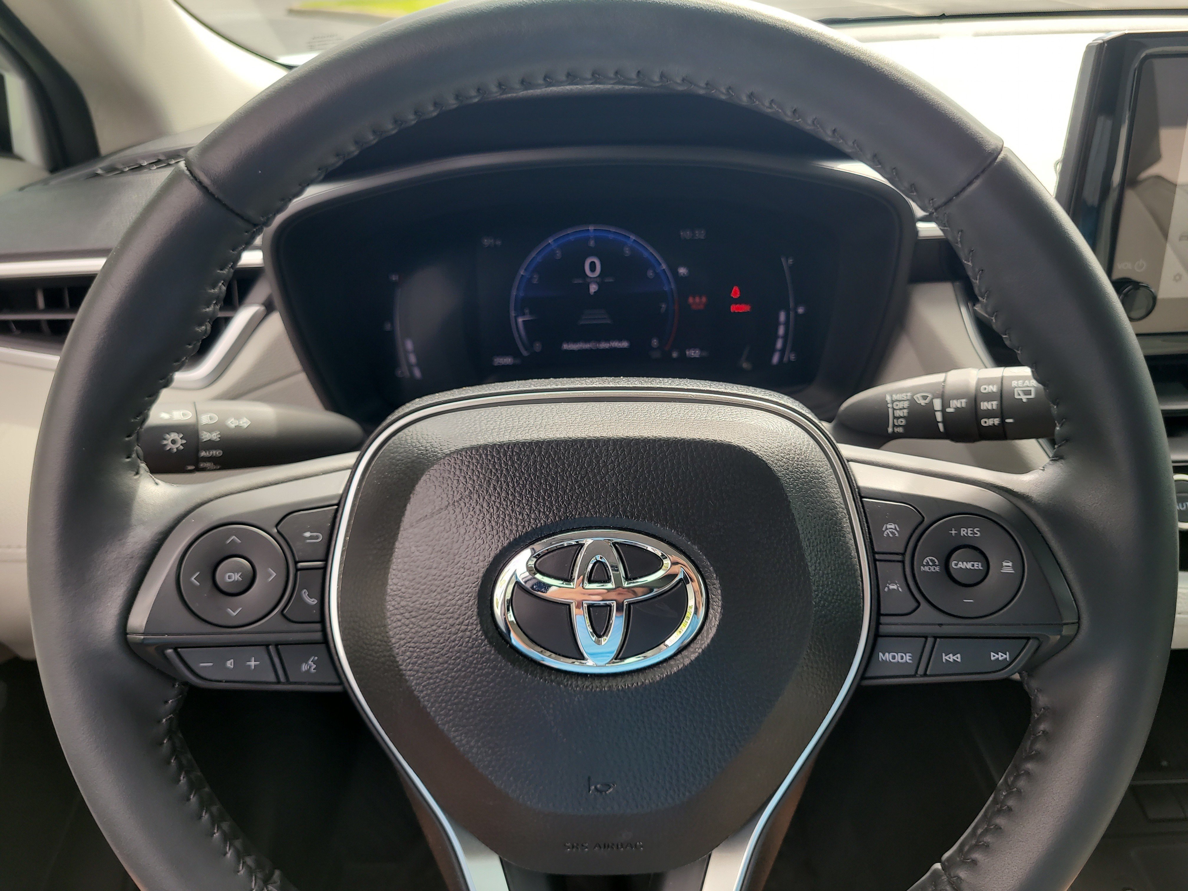 Used 2026 Pearl Toyota LE image 27
