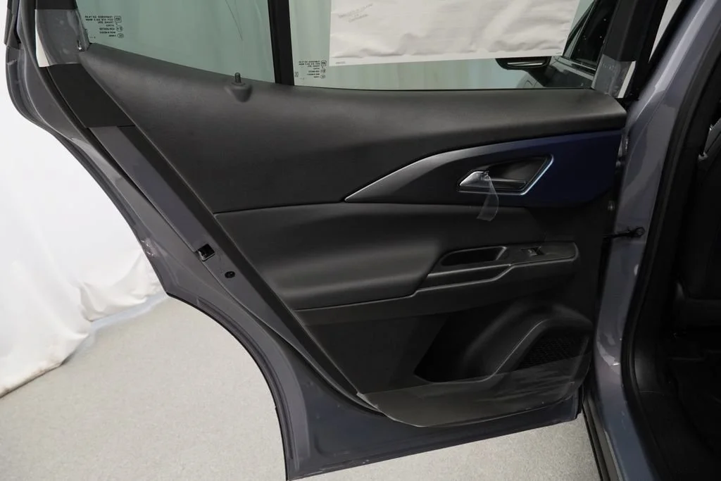 New 2026 Galaxy Gray Metallic Chevrolet LT image 23