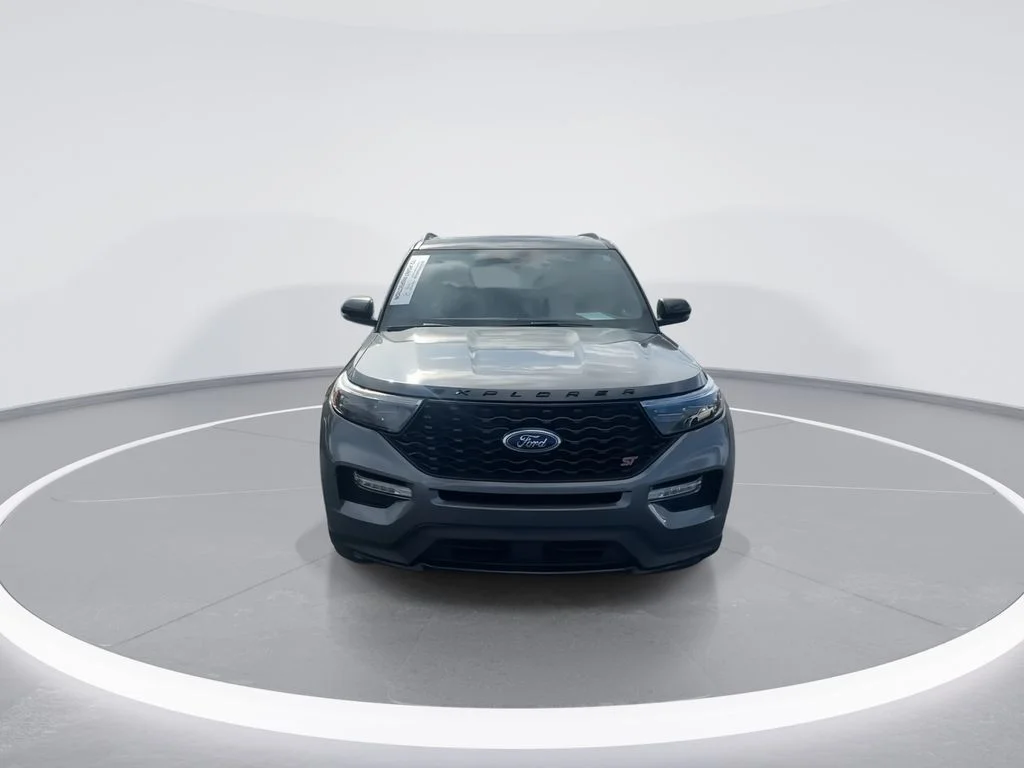 Used 2023 Gray Ford ST image 3