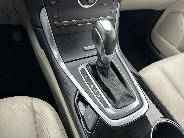 Used 2016 White Ford Titanium image 21