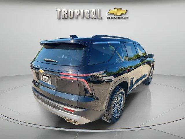 Used 2026 Mosaic Black Metallic Chevrolet LT image 5