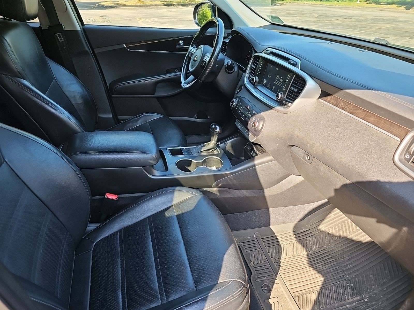 Used 2017 Ebony Black Kia LX image 9