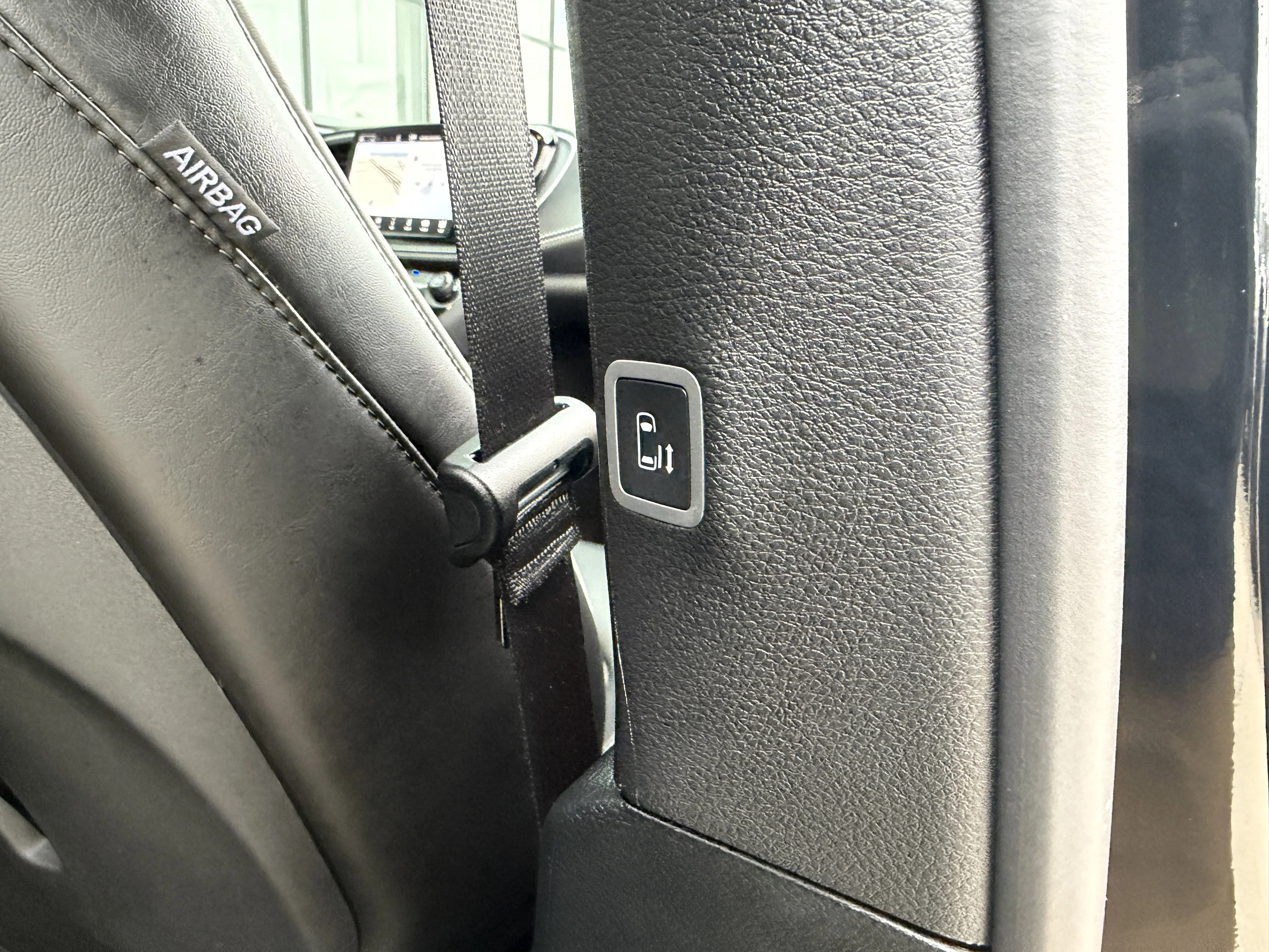 2026 Chrysler Pacifica Limited - Photo 25