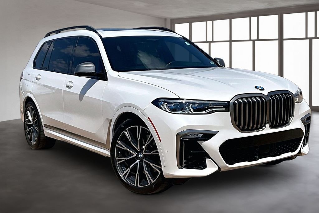 Used 2020 White BMW M50i image 11