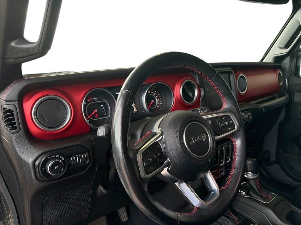 Used 2021 Gray Jeep Rubicon image 10