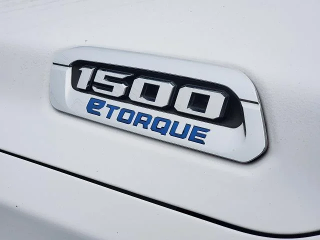 Used 2023 Bright White Clearcoat Ram Big Horn image 31