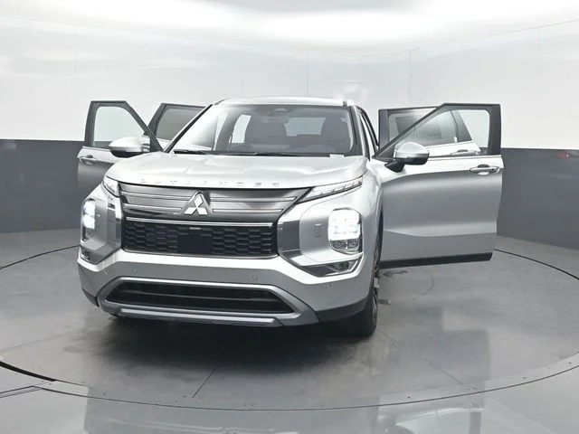 New 2026 Silver Mitsubishi SE 1.5T S-AWC image 42