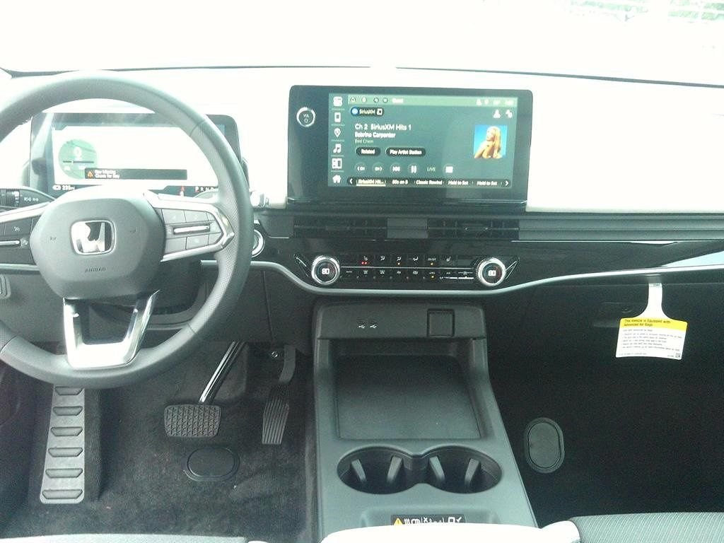 2026 Honda Prologue EX - Photo 9