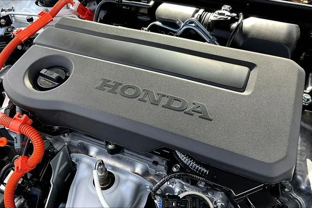 New 2026 Platinum White Pearl Honda 2WD Sport Touring Hybrid image 16