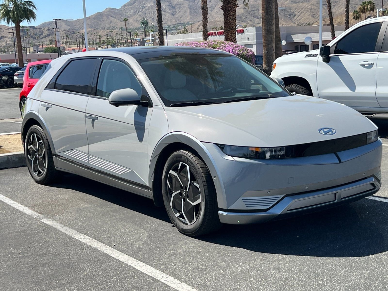 Used 2023 Hyundai IONIQ 5 Limited with VIN KM8KR4AE6PU189350 for sale in Cathedral City, CA