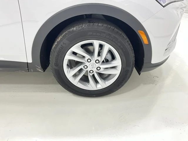 New 2026 Summit White Buick Preferred image 4