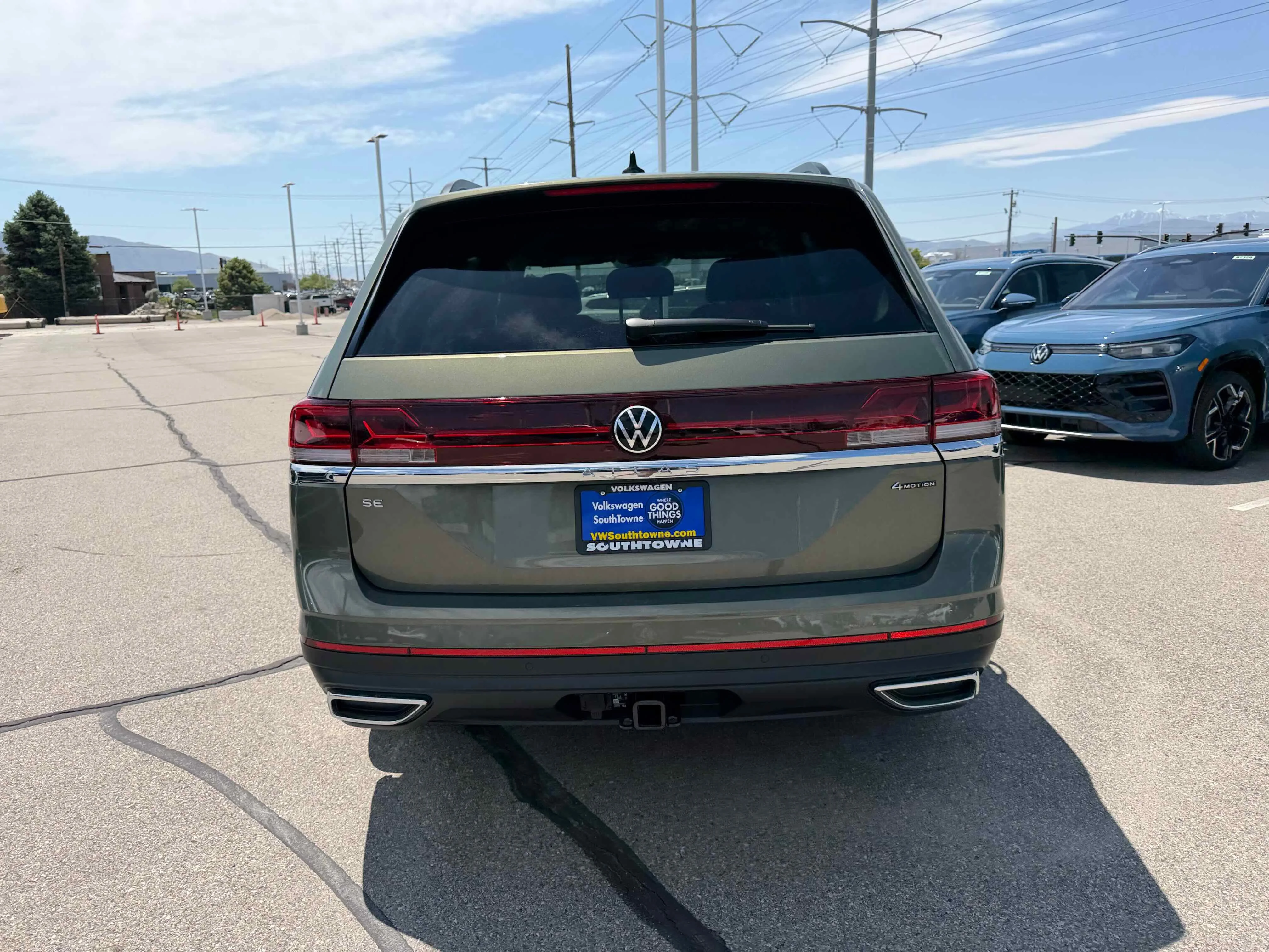 New 2026 Green Volkswagen 2.0T SE w/Technology image 6