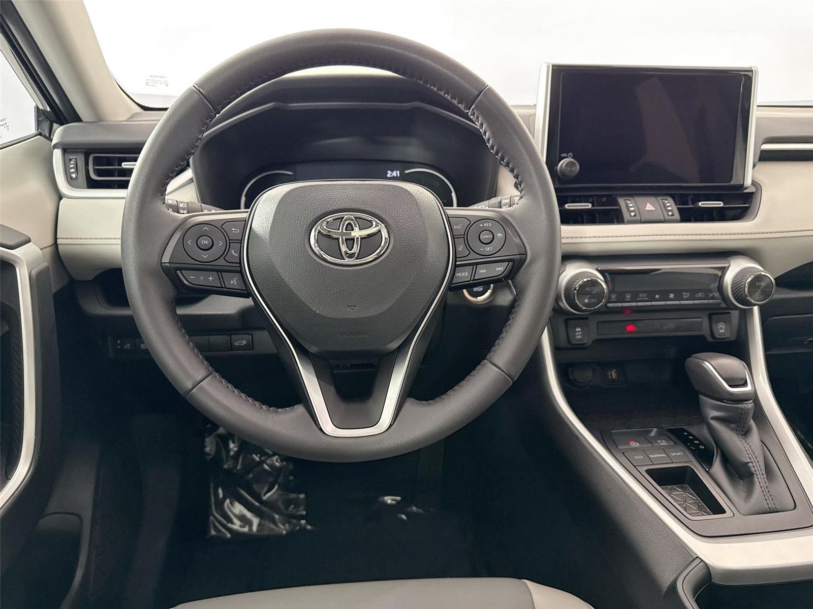 Certified Used 2025 Magnetic Gray Metallic Toyota XLE Premium image 30