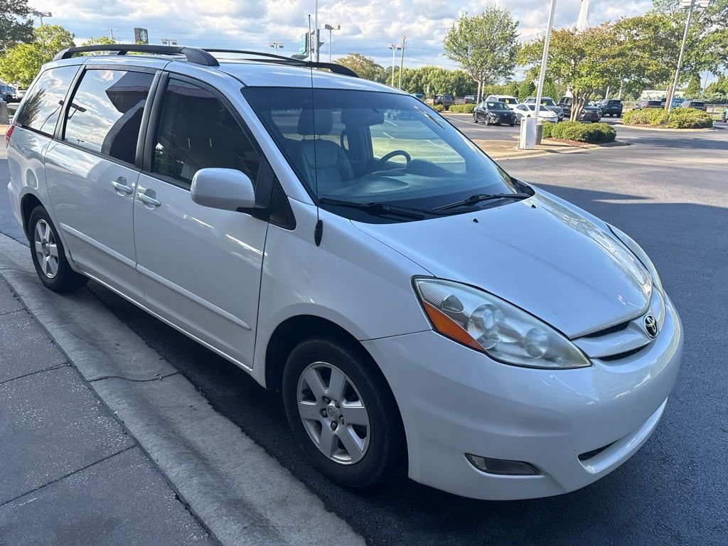 Used 2009 Toyota Sienna XLE with VIN 5TDZK22C49S242918 for sale in Irmo, SC