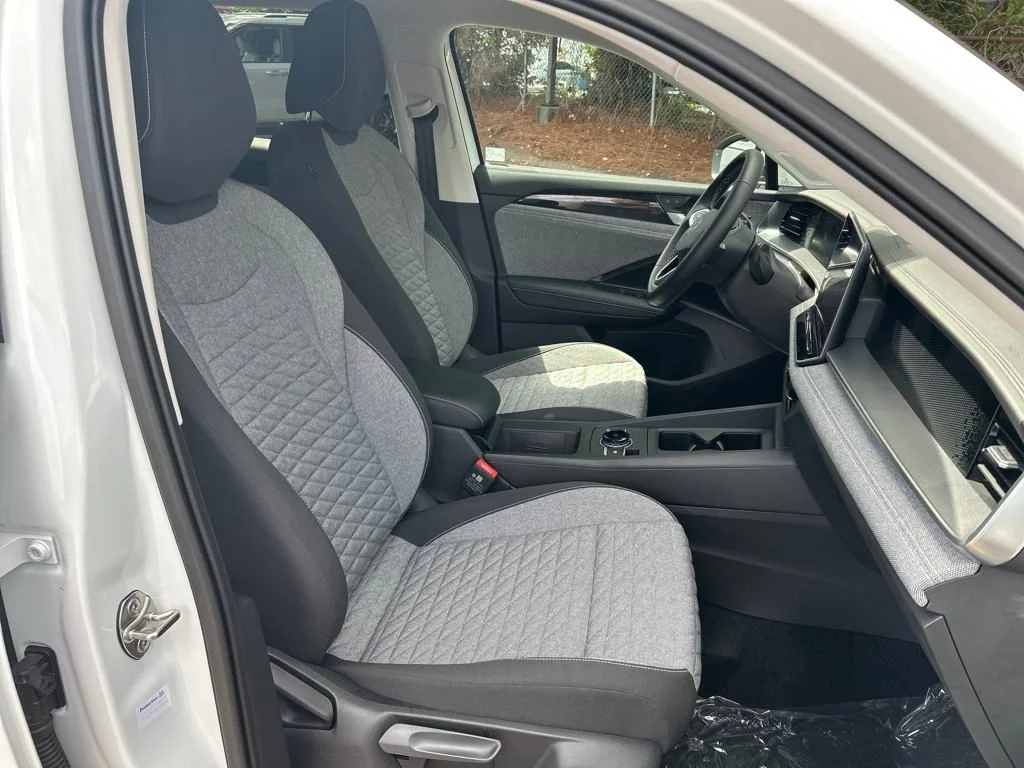 2025 Volkswagen Tiguan S - Photo 25