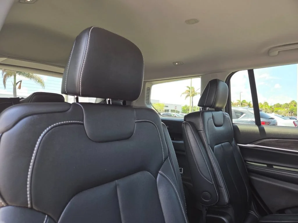 Certified Used 2023 Silver Zynith Jeep Limited image 19
