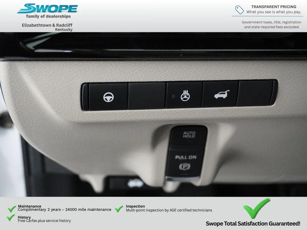 Used 2025 Everest White Pearl Tricoat Nissan SL image 15