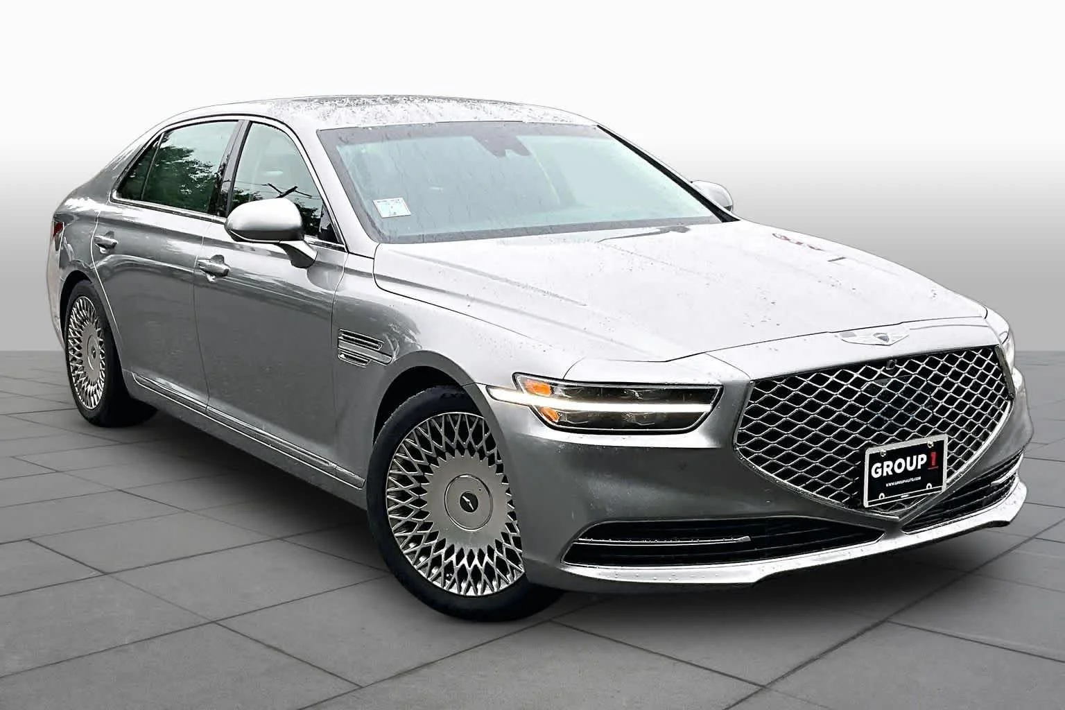 Used 2021 Savile Silver Genesis 3.3T Premium image 3
