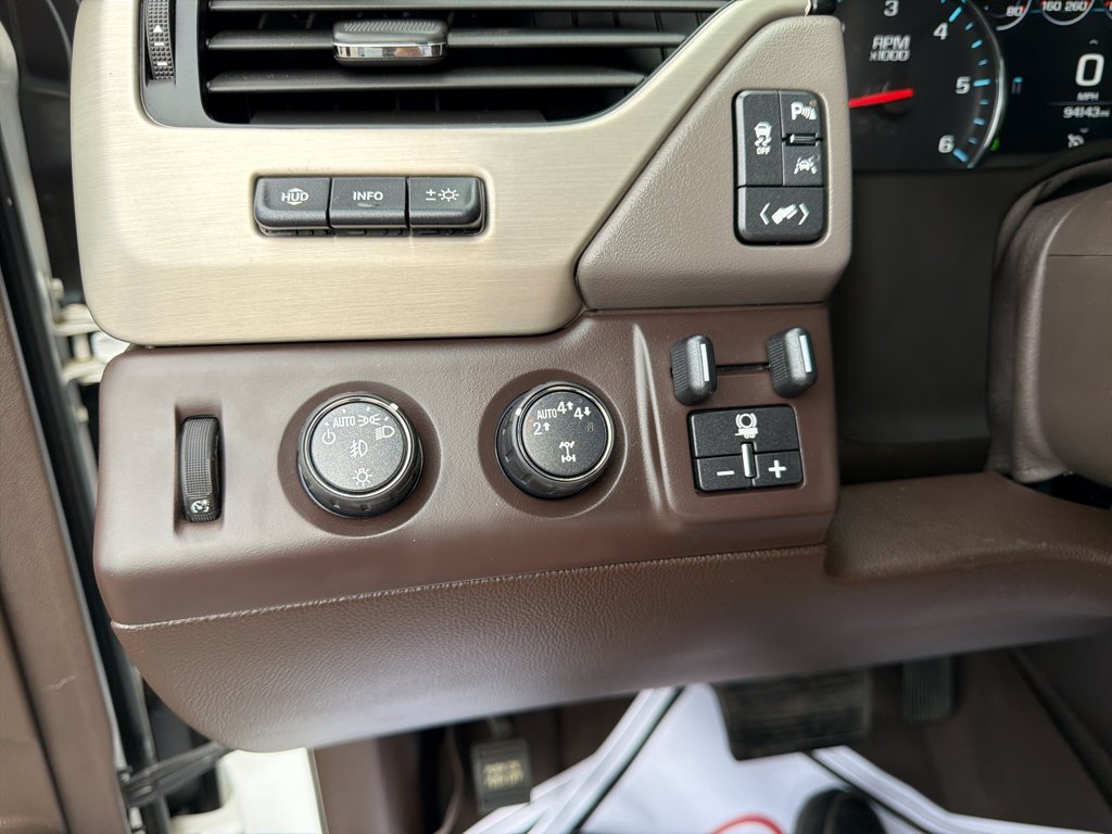 Used 2019 SUMMIT WHITE GMC Denali image 28
